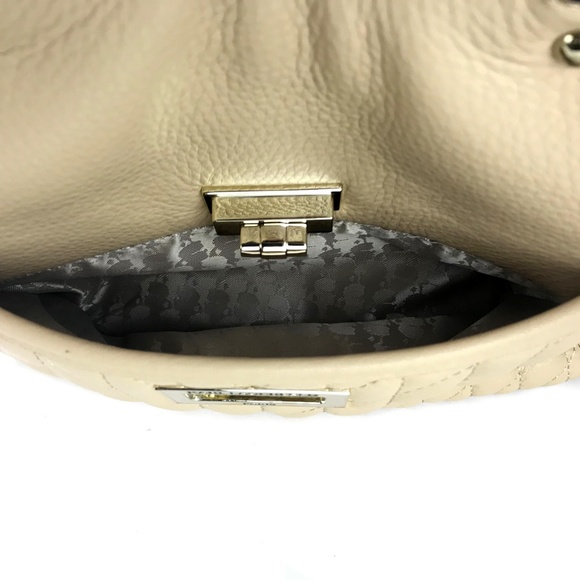 Karl Lagerfeld Paris Agnyess Quilted Turnlock - Picture 7 of 8